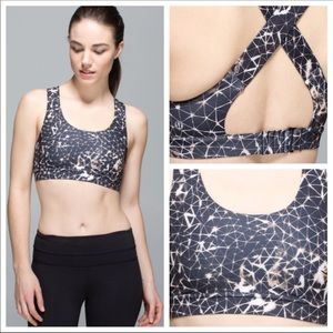 Lululemon all sports bras size 6